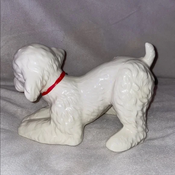 Vintage Porcelain Poodle Figurine with Red Collar - Picture 3 of 4